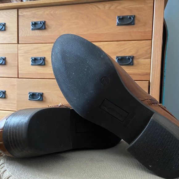 Brown leather booties! - Picture 5 of 6